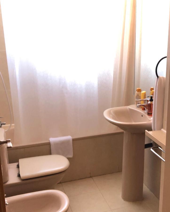 New Apartments Airport Ifema มาดริด ภายนอก รูปภาพ